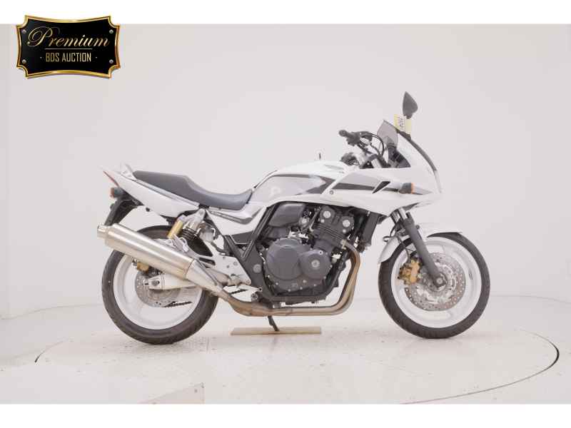 Honda CB400 Super Boldor 2012