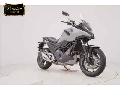 Honda NC750X DCT 2025