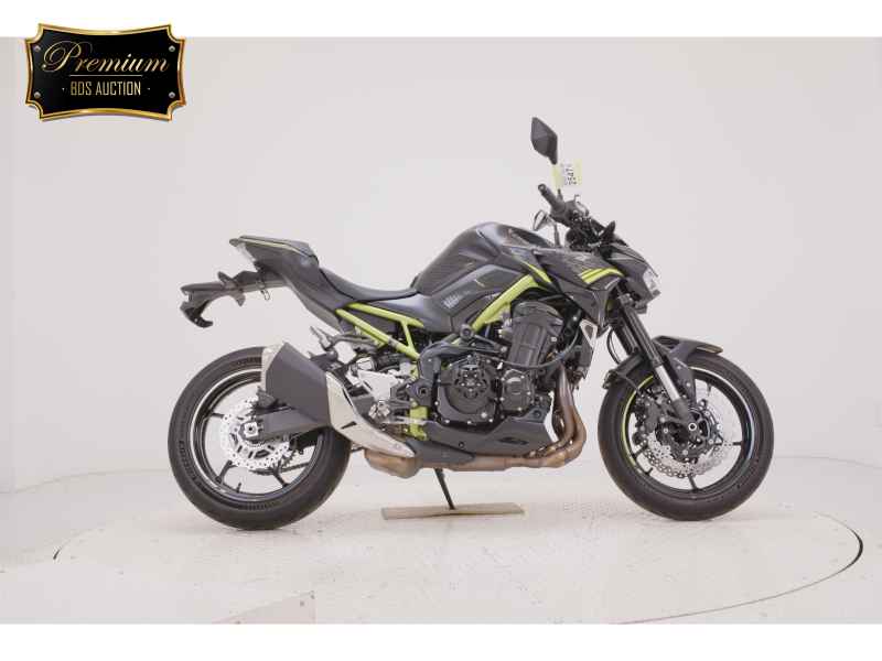 Kawasaki Z900 2021