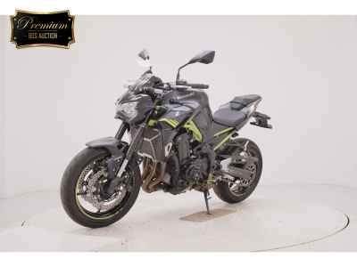 Kawasaki Z900 2021