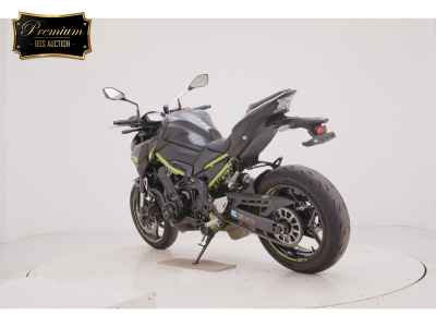 Kawasaki Z900 2021