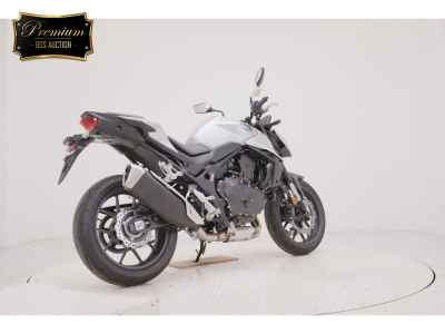 Honda CB750 2025