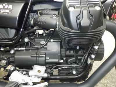 Moto Guzzi V7 Stone 2024