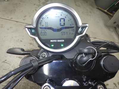 Moto Guzzi V7 Stone 2024