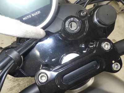 Moto Guzzi V7 Stone 2024