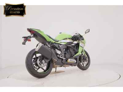 Kawasaki Ninja ZX-6R 2025