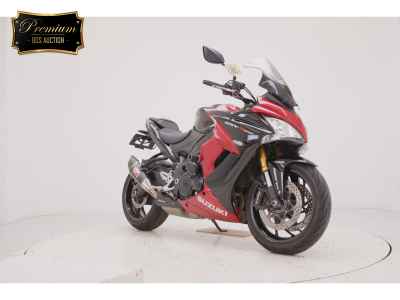 Suzuki GSX-S1000F 2015