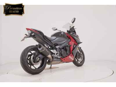 Suzuki GSX-S1000F 2015