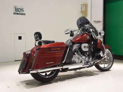 Harley-Davidson FLHRSE1800 CVO 2013