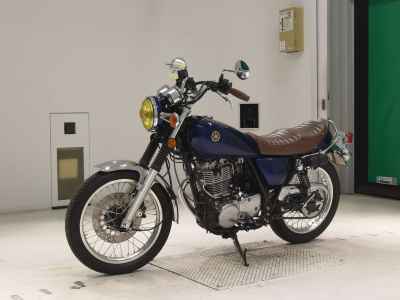 Yamaha SR400 2022