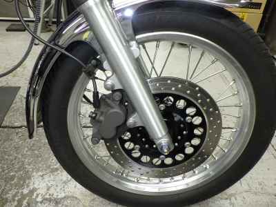 Yamaha SR400 2022