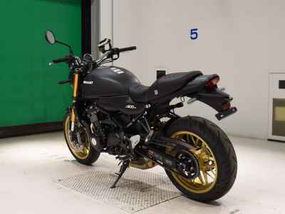 Kawasaki Z900RS SE 2024