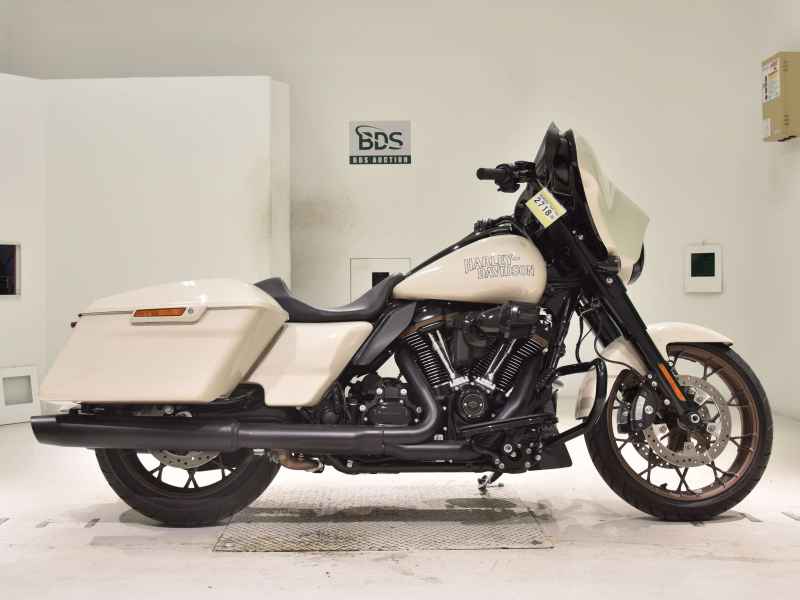 Harley-Davidson FLHXST1920 2023