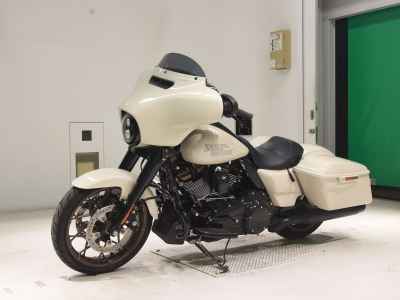 Harley-Davidson FLHXST1920 2023