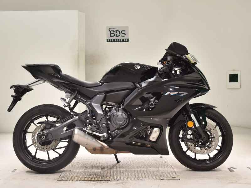 Yamaha YZF-R7 2024