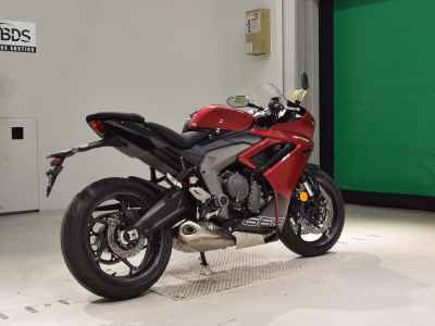 Triumph Daytona 660 2025