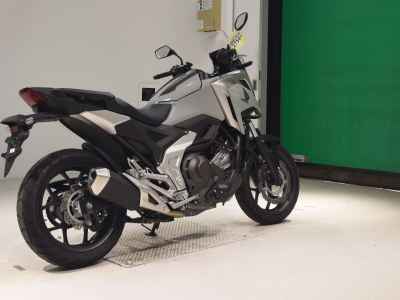 Honda NC750X DCT 2023