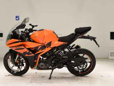 KTM RC 390 2024