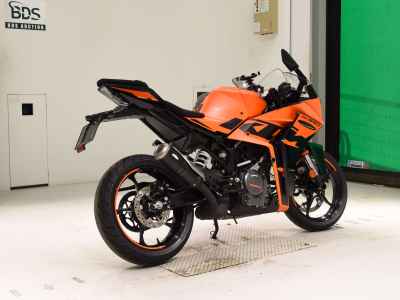 KTM RC 390 2024
