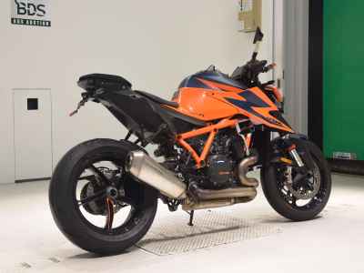 KTM 1290 Super Duke R 2021
