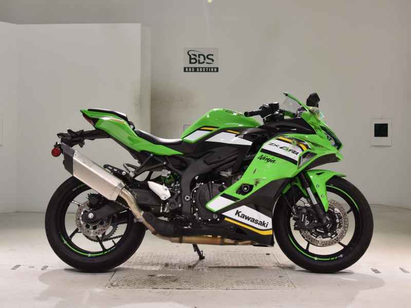 Kawasaki Ninja 400 2025