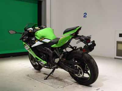 Kawasaki Ninja 400 2025