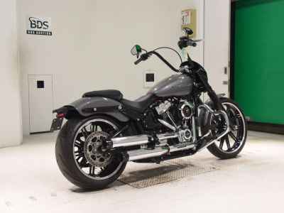 Harley-Davidson Breakout FXBRS1870 2022