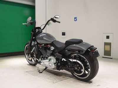 Harley-Davidson Breakout FXBRS1870 2022