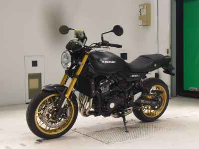 Kawasaki Z900RS SE 2025
