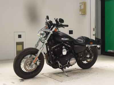 Harley-Davidson Sportster Custom XL1200C 2012