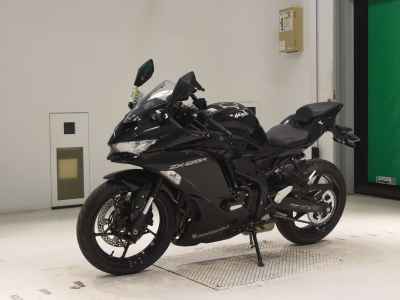 Kawasaki Ninja ZX-25R 2022