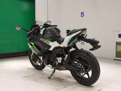 Kawasaki Ninja 650 2022