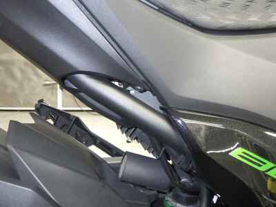 Kawasaki Z800 2023