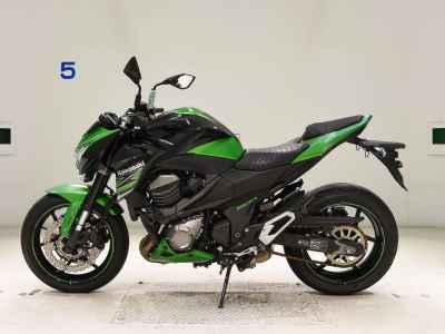 Kawasaki Z800 2023