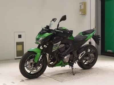 Kawasaki Z800 2023