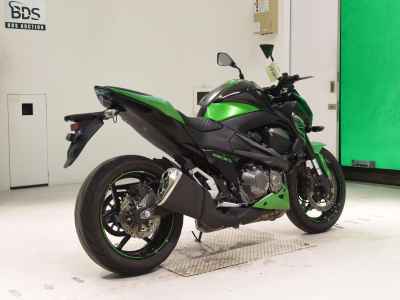 Kawasaki Z800 2023