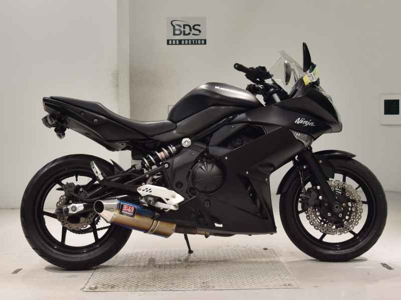 Kawasaki Ninja 400R 2011