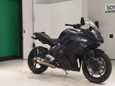 Kawasaki Ninja 400R 2011