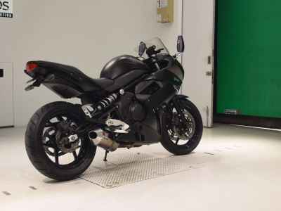 Kawasaki Ninja 400R 2011