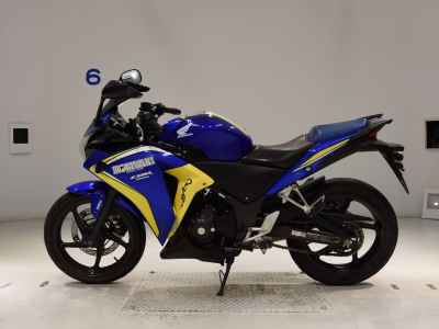 Honda CBR250R 2013
