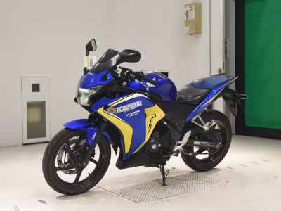 Honda CBR250R 2013