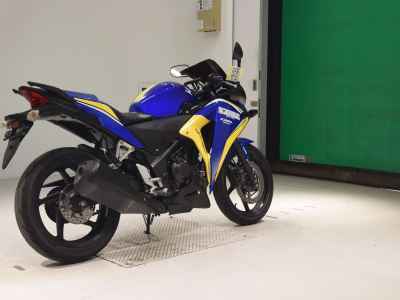 Honda CBR250R 2013