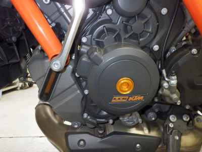 KTM 1290 Super Duke R 2021