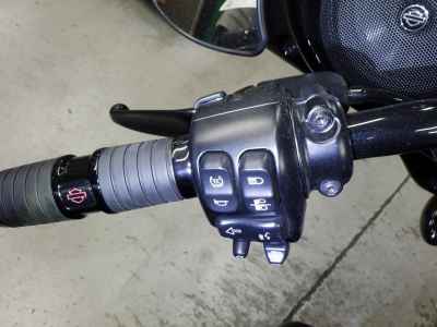 Harley-Davidson FLHXST1920 2023