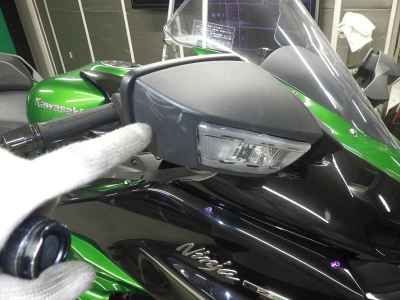 Kawasaki Ninja H2 SX 2023