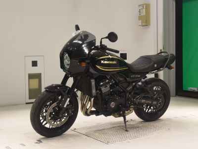 Kawasaki Z900RS 2024