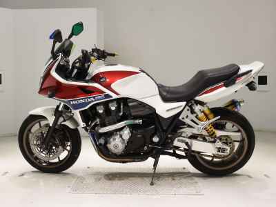 Honda CB1300 Super Boldor 2015