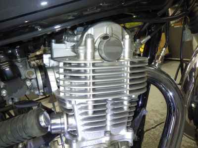 Yamaha SR400 2021