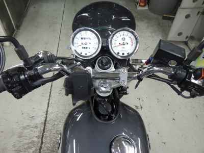 Yamaha SR400 2021