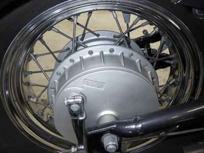 Suzuki Intruder 400 Classic 2011